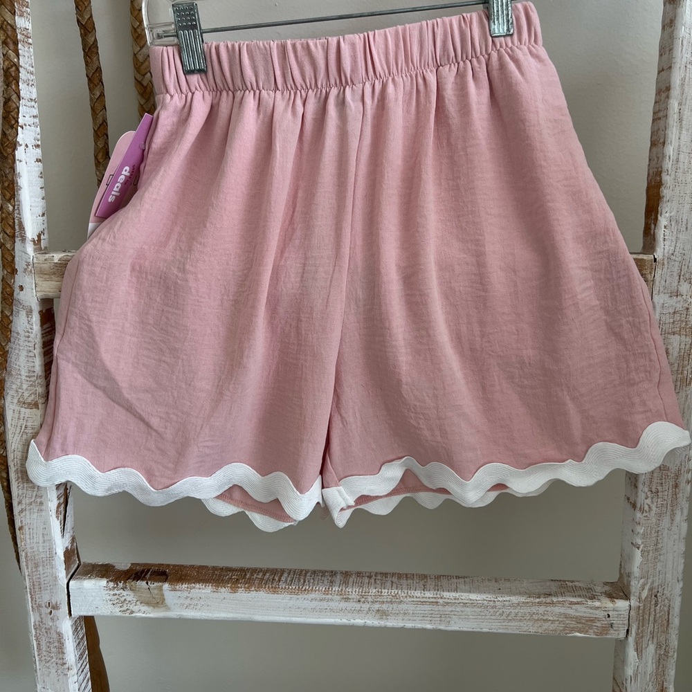 Timing Pink High Waist Shorts with White Scallop Trim